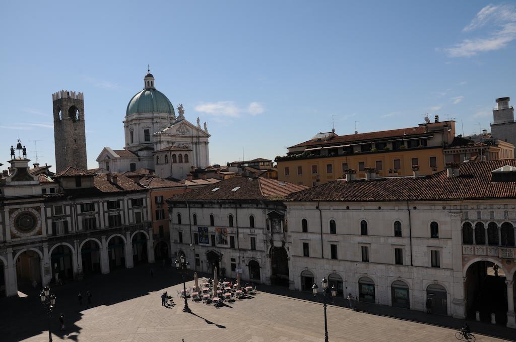 Camera Con Vista Brescia Rum bild