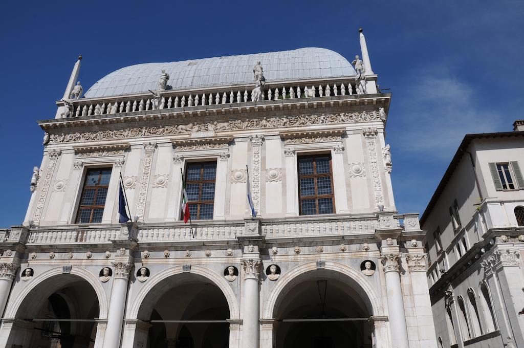 Camera Con Vista Brescia Rum bild